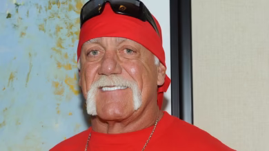 وفاة المصارع هالك هوجان